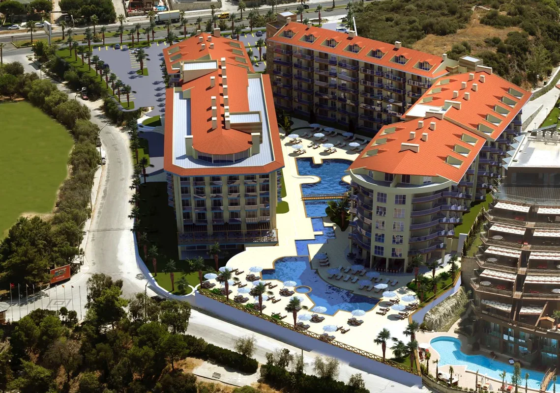 Ramada Hotel & Suites by Wyndham Kusadasi — hoofdfoto