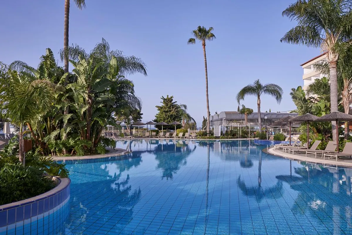 Atlantica Bay Hotel — hoofdfoto