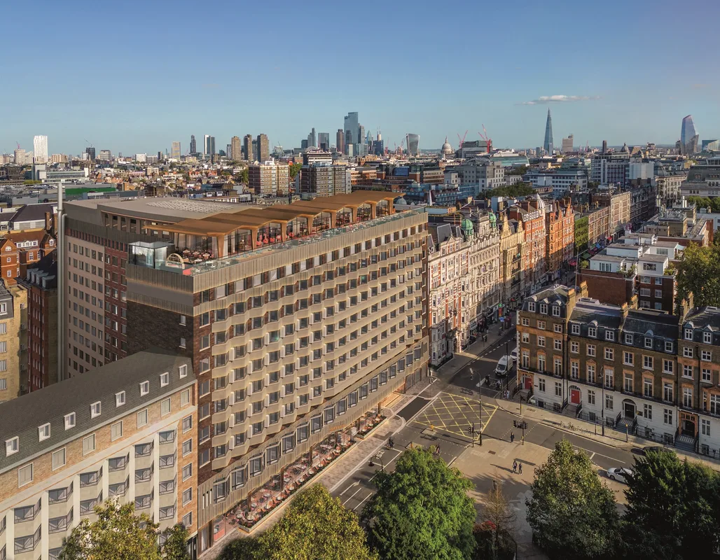 The Imperial Hotel, hoofdfoto