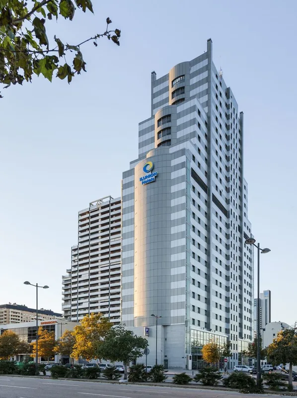 Hotel ILUNION Valencia 3 — hoofdfoto