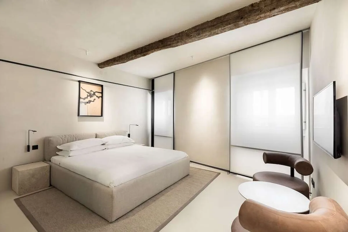 Hotel Scenario — hoofdfoto