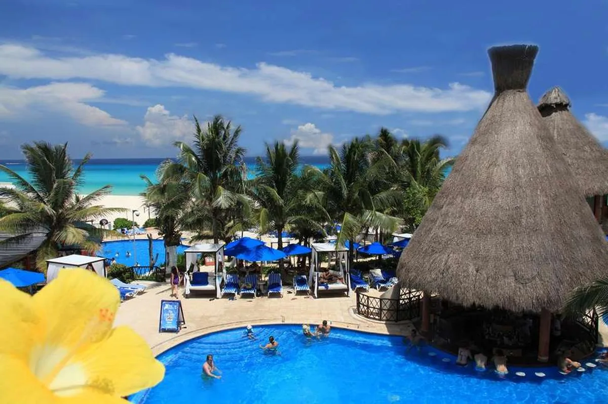 The Reef Playacar Resort — hoofdfoto