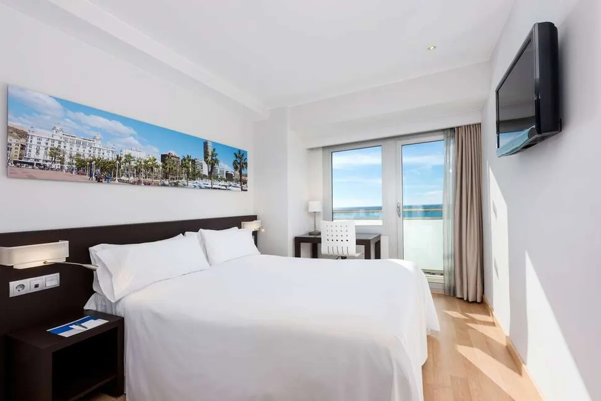 Hotel Alicante Gran Sol — hoofdfoto