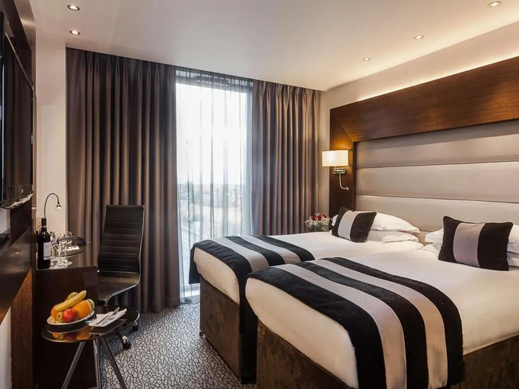 Park Grand London Heathrow Hotel — hoofdfoto