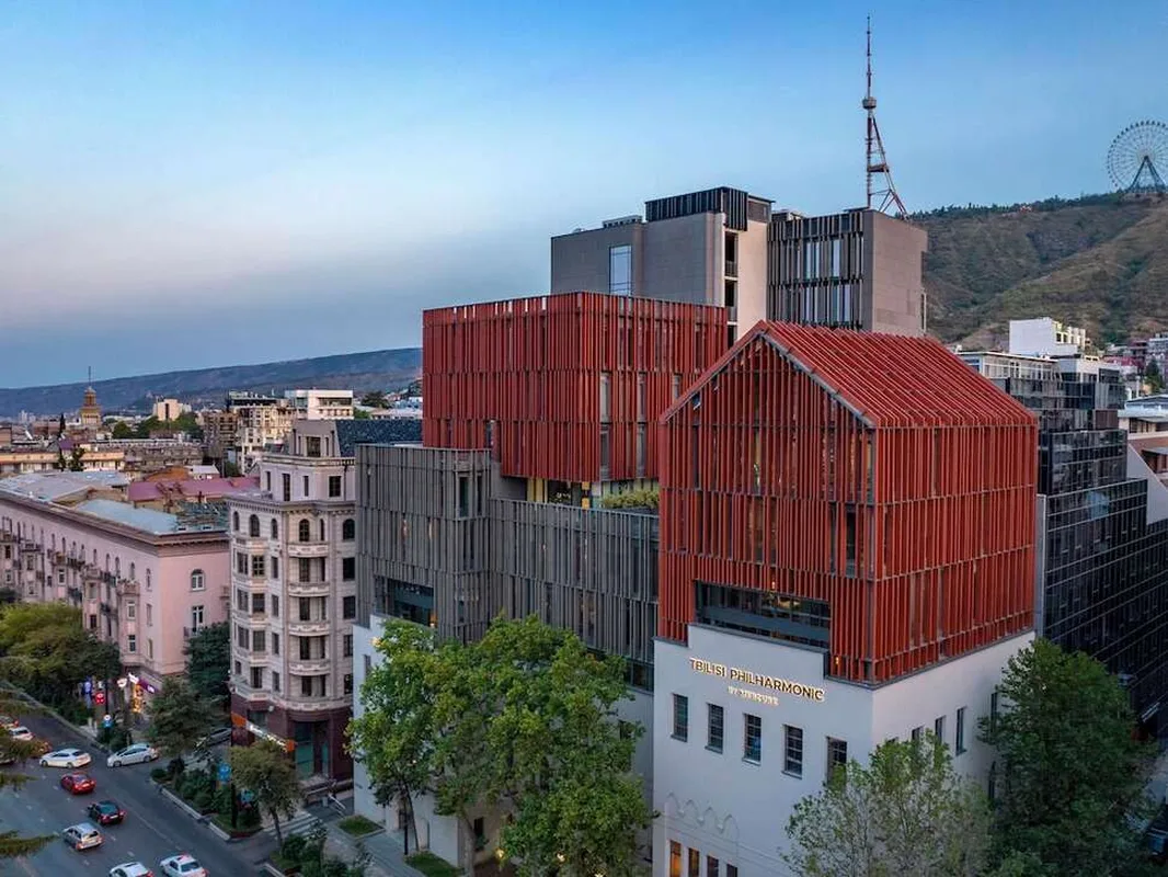 Tbilisi Philharmonic Hotel by Mercure — hoofdfoto