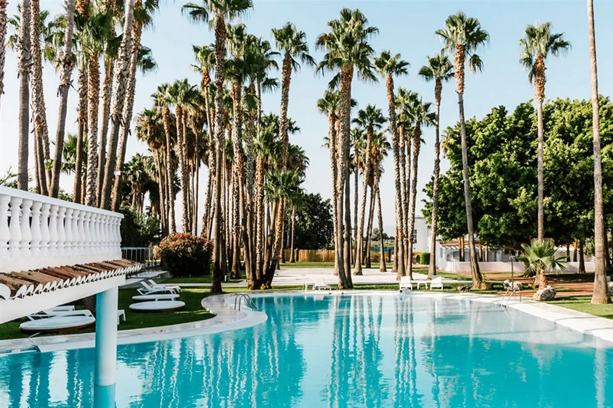 TU&ME Resort — hoofdfoto