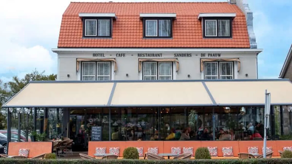 Hotel Sanders de Paauw — hoofdfoto