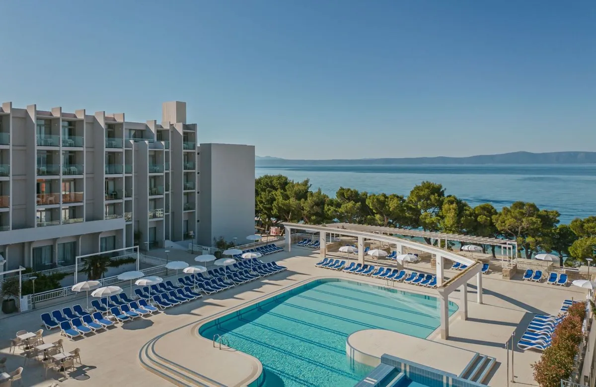 Bluesun Hotel Alga — hoofdfoto