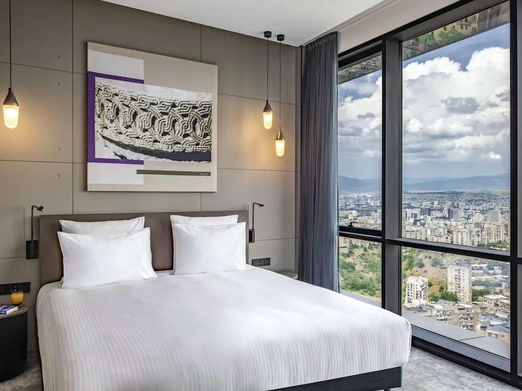 Pullman Tbilisi Axis Towers — hoofdfoto