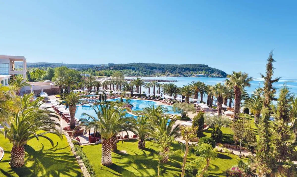 Sani Beach Hotel — hoofdfoto