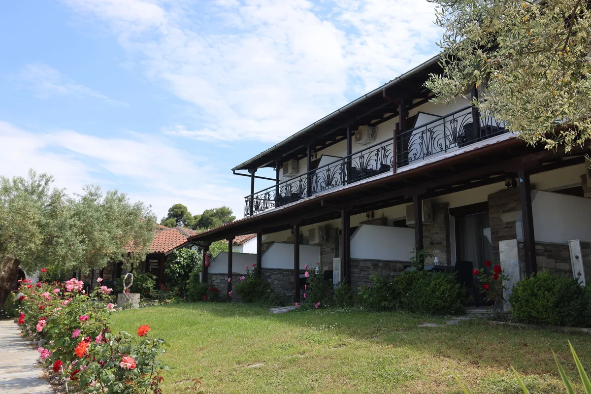 Apartments Peristerides — hoofdfoto