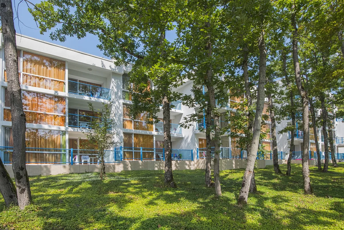 Forest Beach Hotel — hoofdfoto