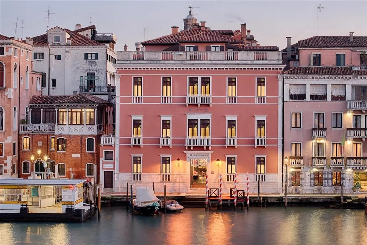 Palazzo Barocci — hoofdfoto