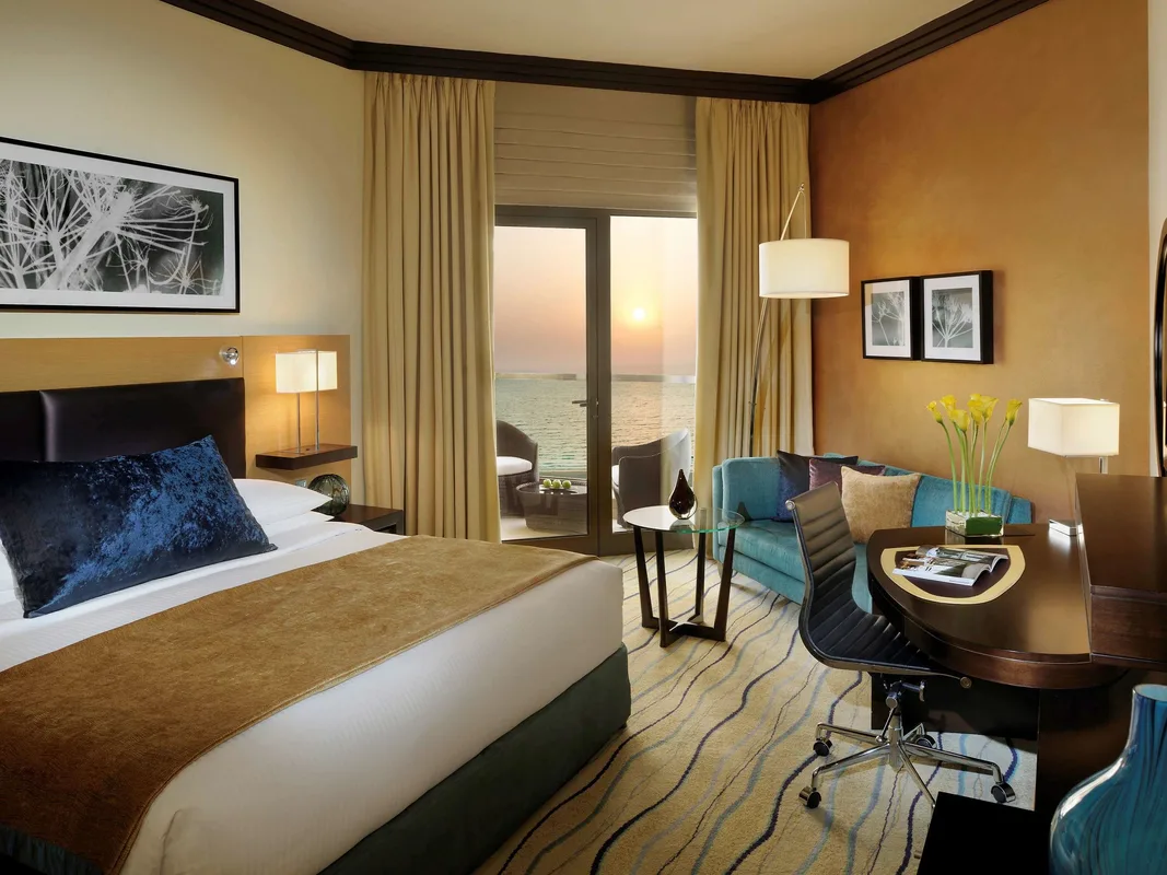 Mövenpick Hotel Jumeirah Beach — hoofdfoto