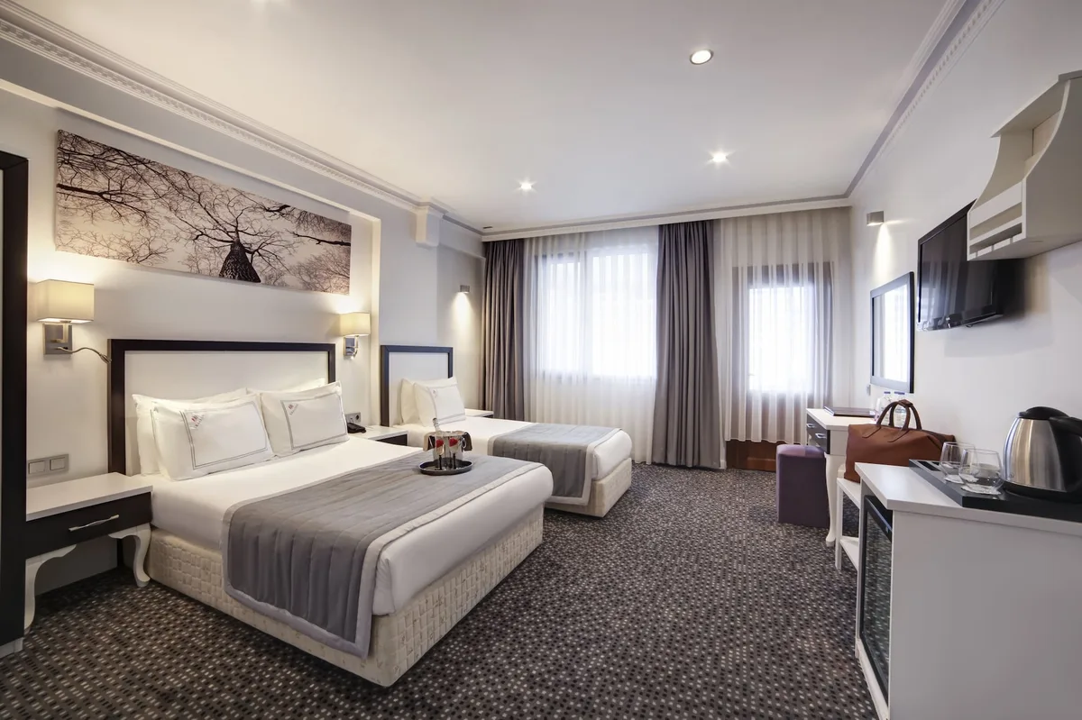 Skalion Hotel — hoofdfoto