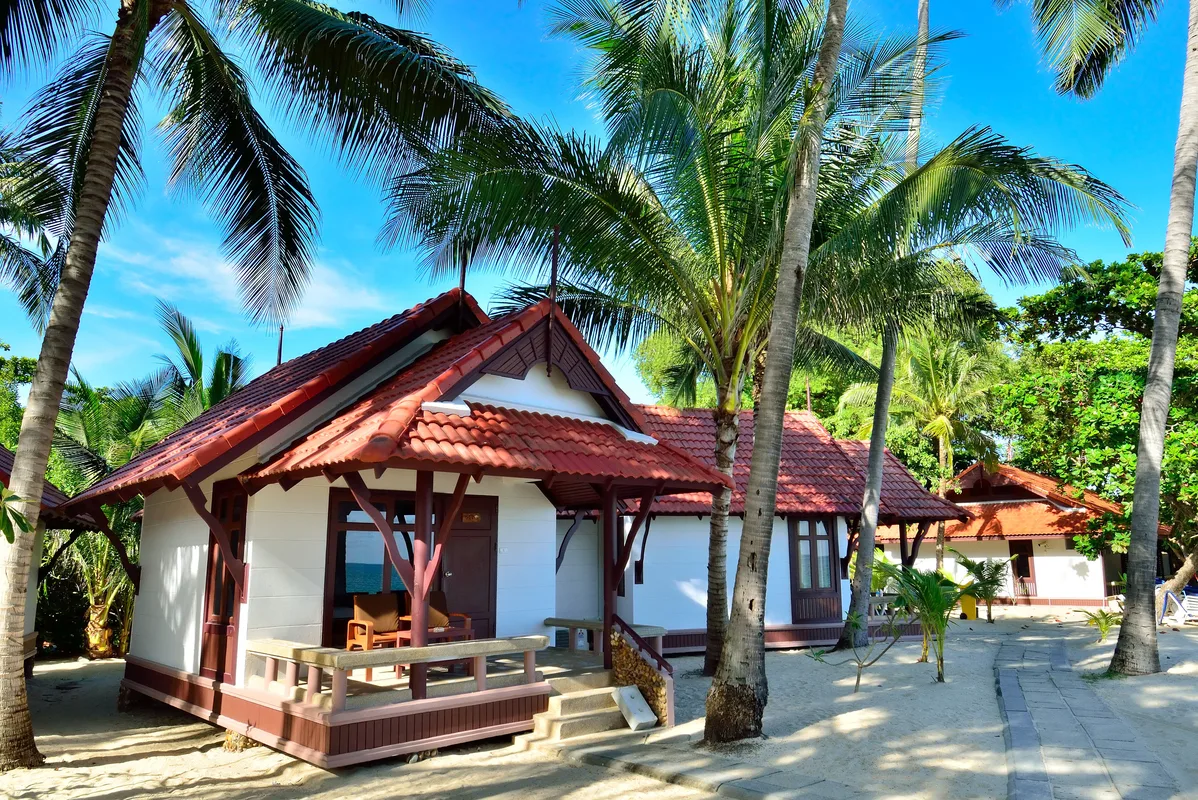 Hotel First Bungalow Beach Resort — hoofdfoto