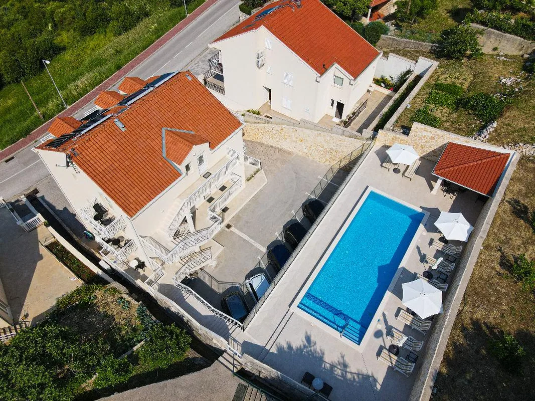 Villa Samba, hoofdfoto