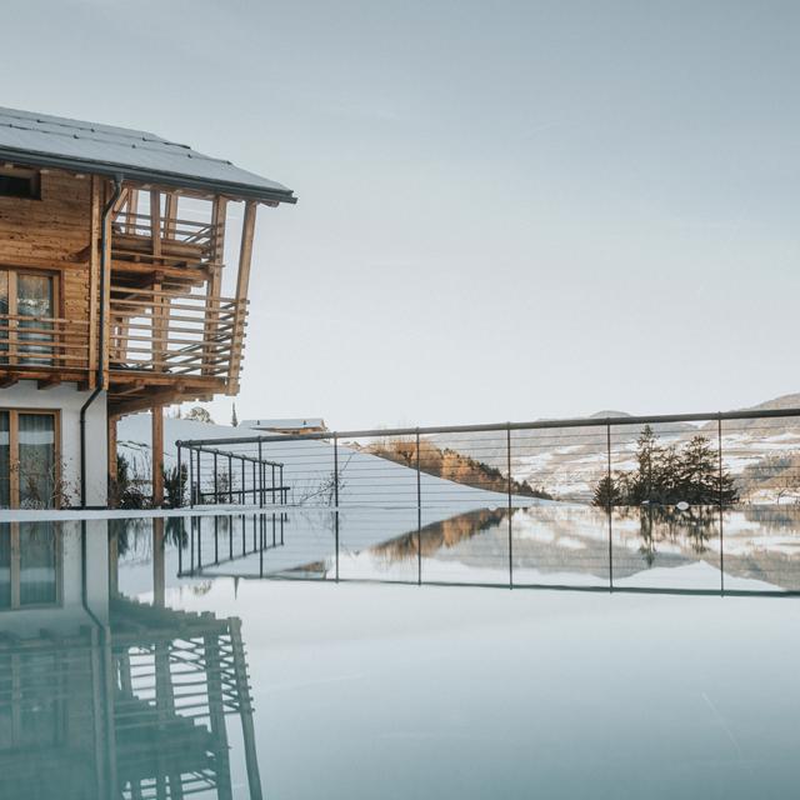 Presulis Apartments — hoofdfoto