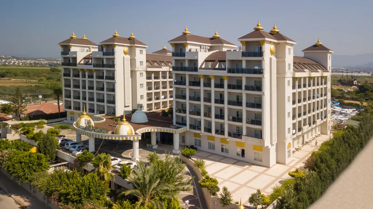 LRS Lake & River Side Hotel & Spa — hoofdfoto