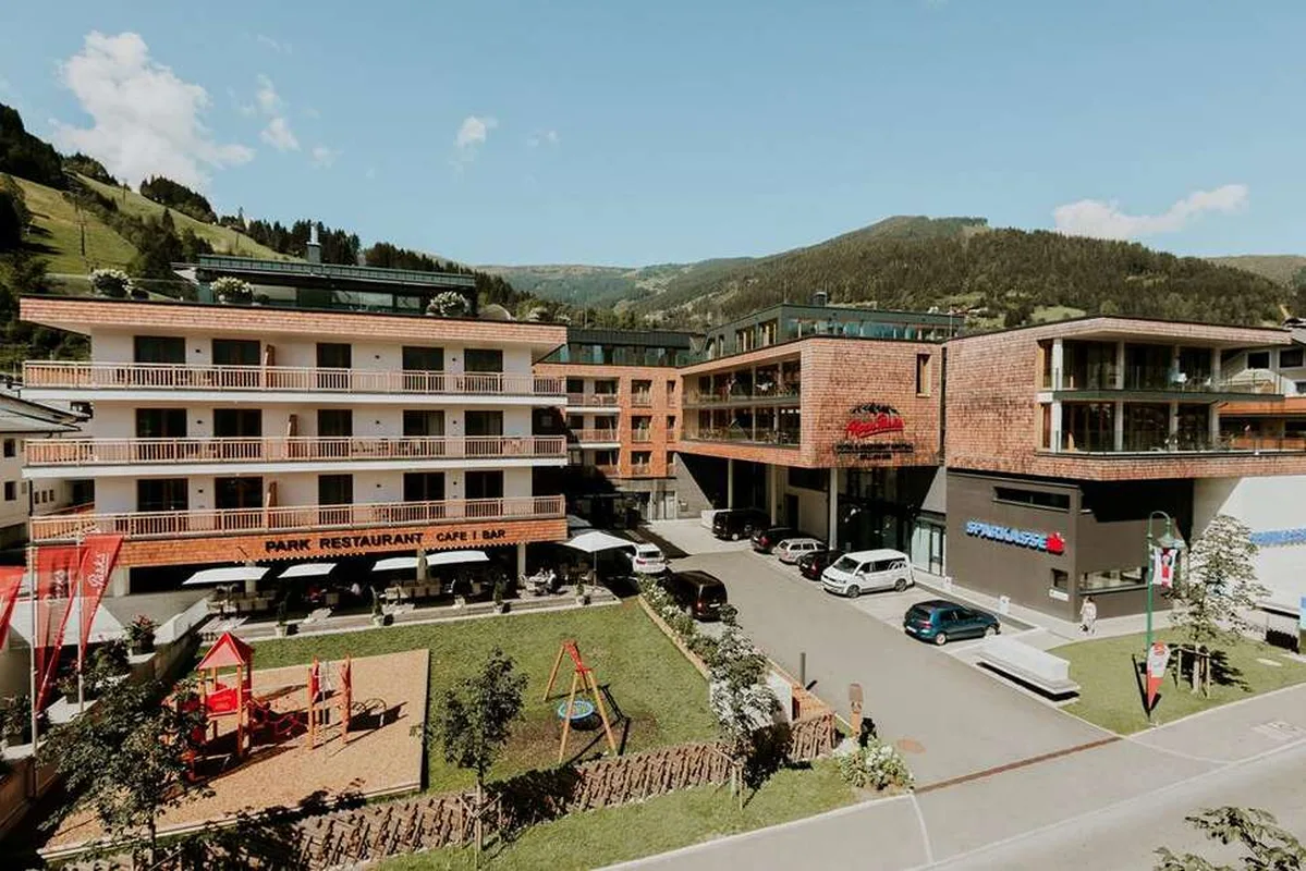 Alpenparks Residence Zell am See — hoofdfoto