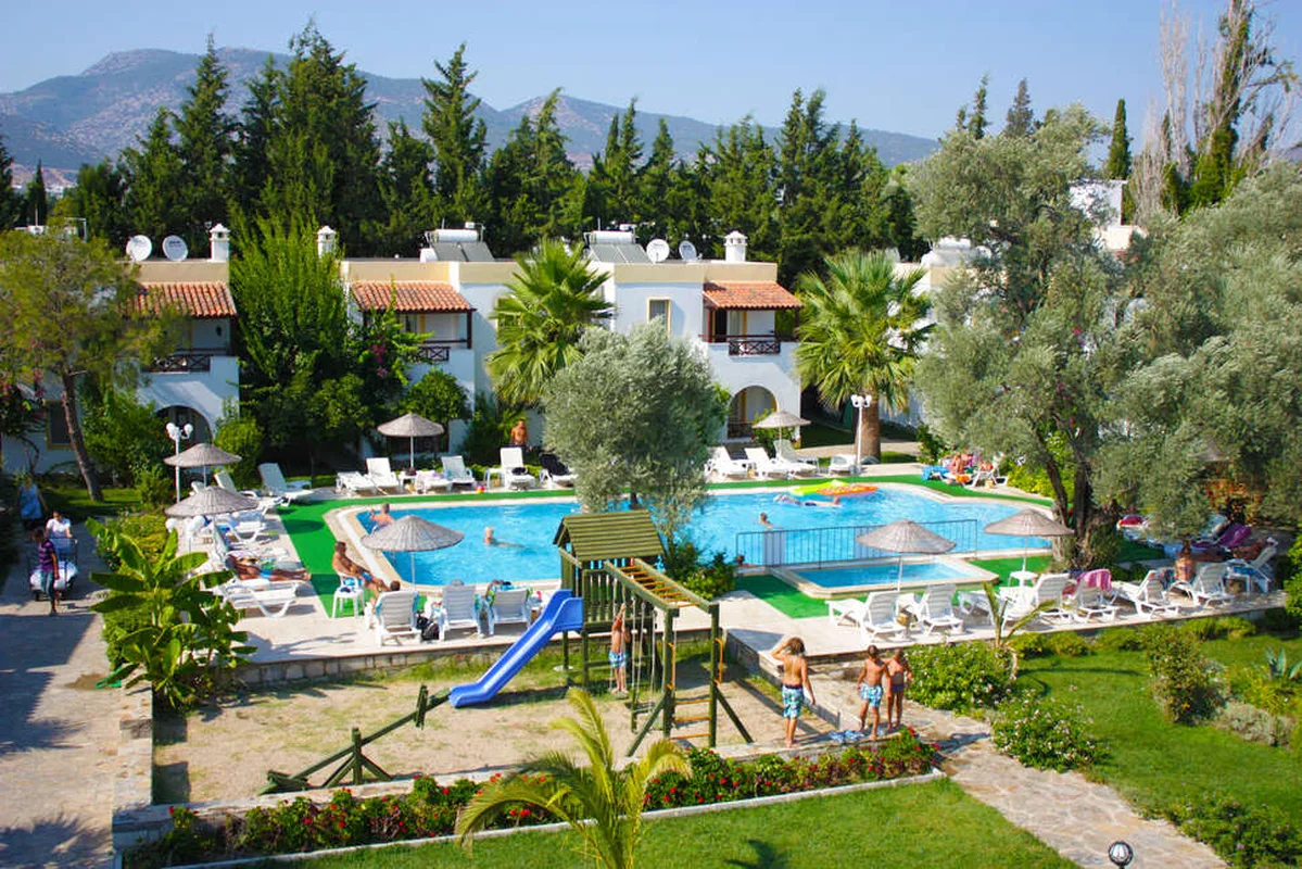 Hotel Toloman — hoofdfoto