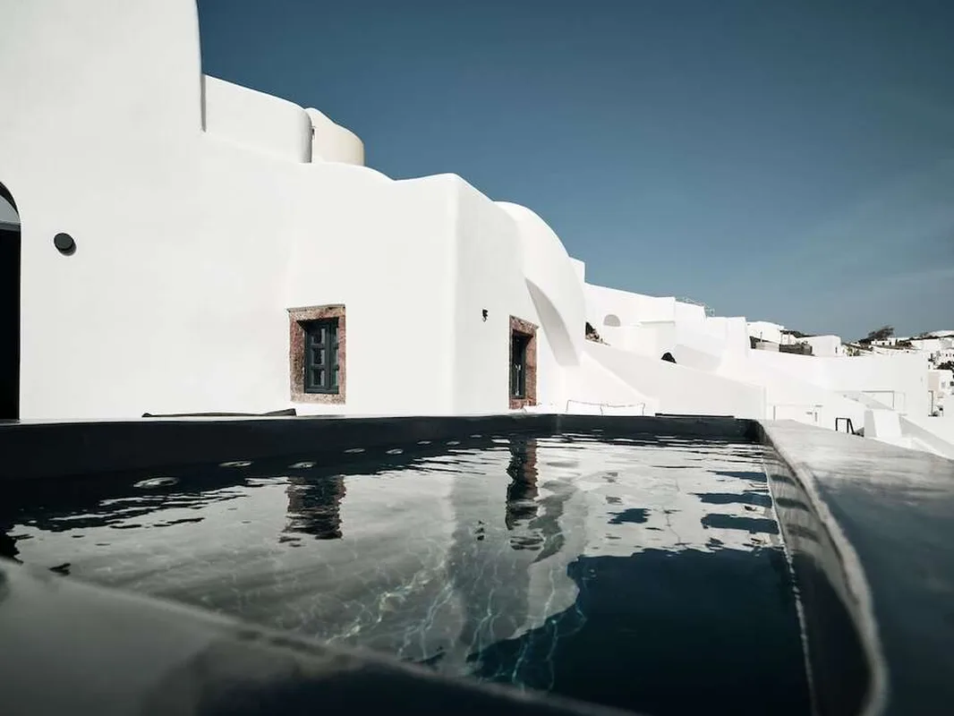Abyss Santorini — hoofdfoto