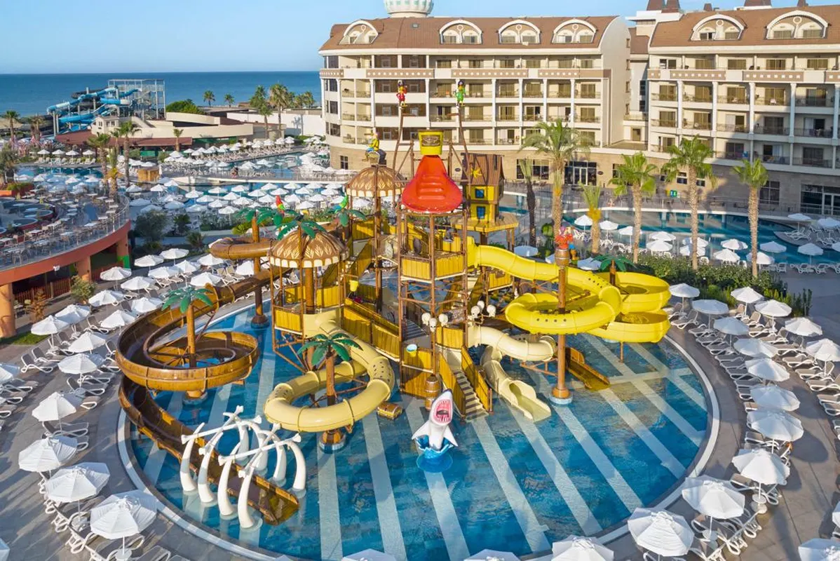 Kirman Belazur Resort & Spa — hoofdfoto