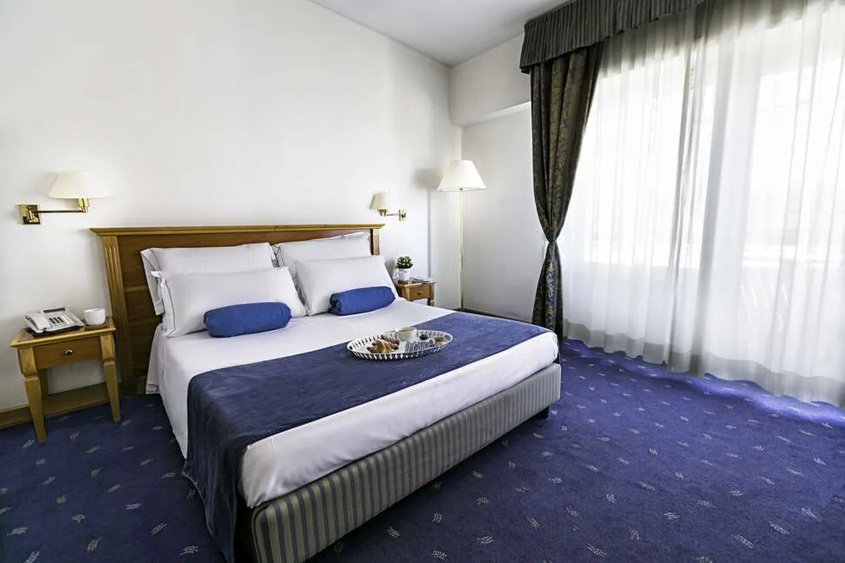 Hotel Diplomatic — hoofdfoto