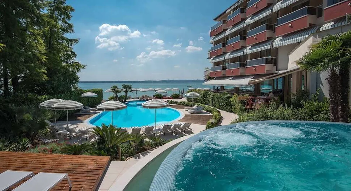 Hotel Continental Wellness & Thermal Spa — hoofdfoto