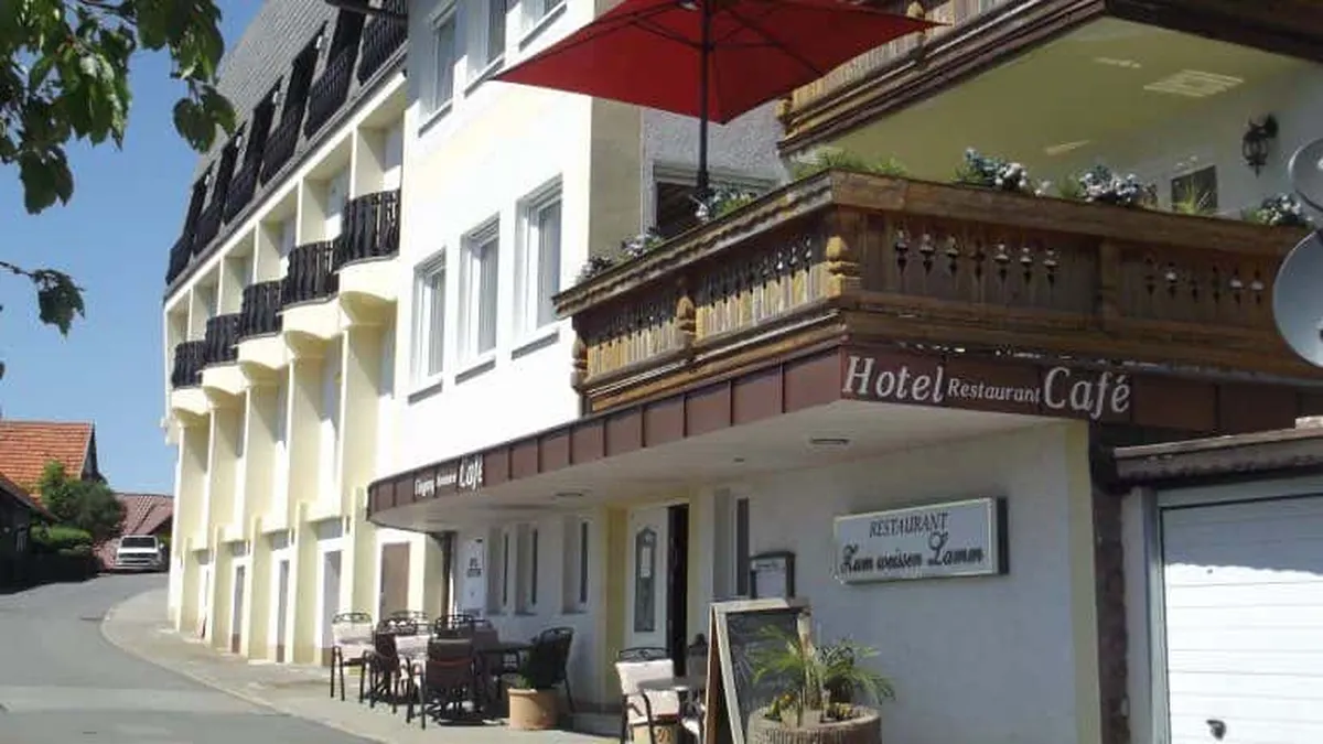 Hotel Zum Weissen Lamm — hoofdfoto