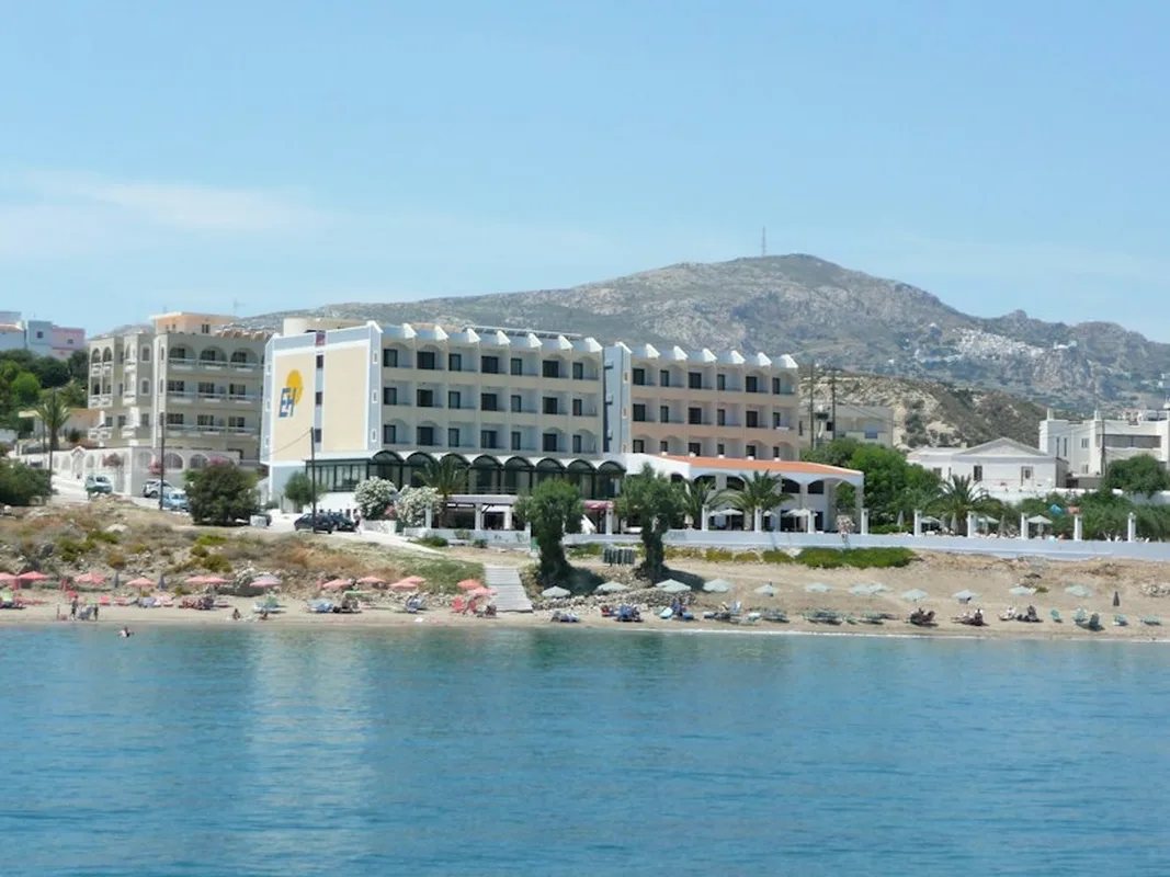 Elektra Beach, hoofdfoto