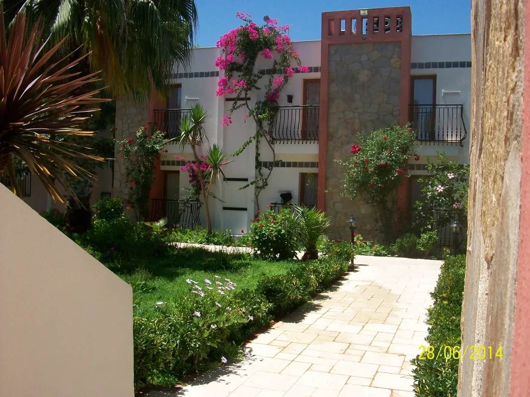 Kriss Hotel — hoofdfoto