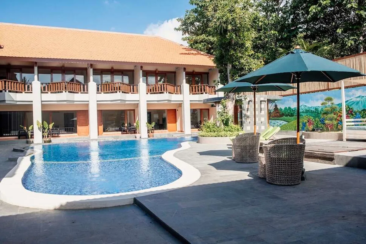 Lovina Beach Club and Resort — hoofdfoto
