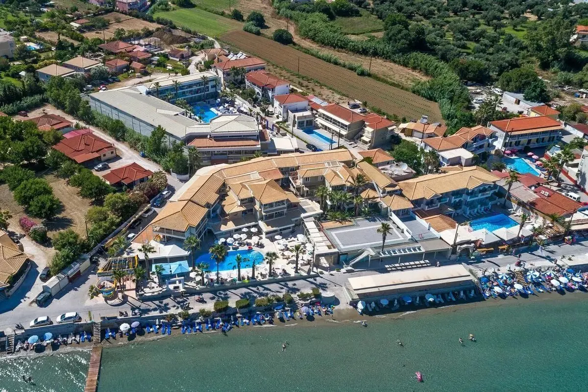Cameo Beach Resort — hoofdfoto