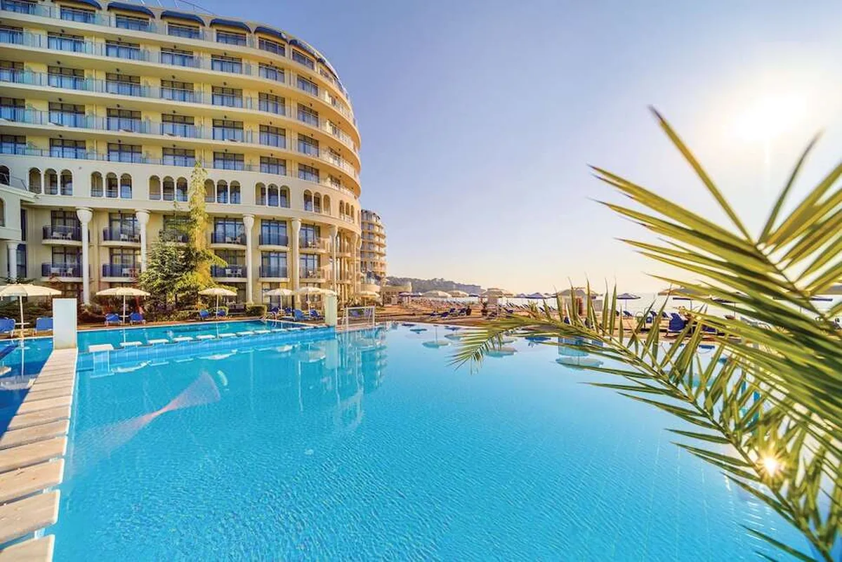 Azalia Hotel Balneo & Spa — hoofdfoto