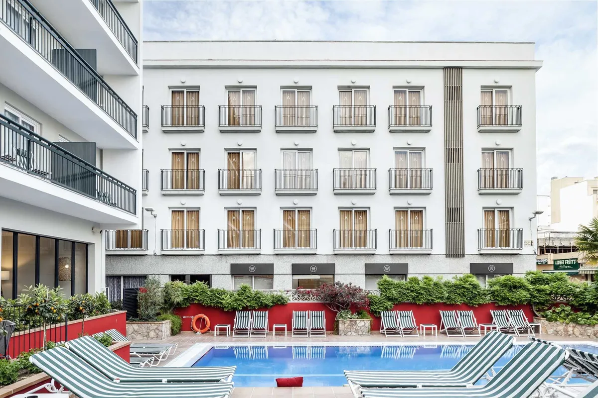 AQUA Hotel Bertran Park — hoofdfoto