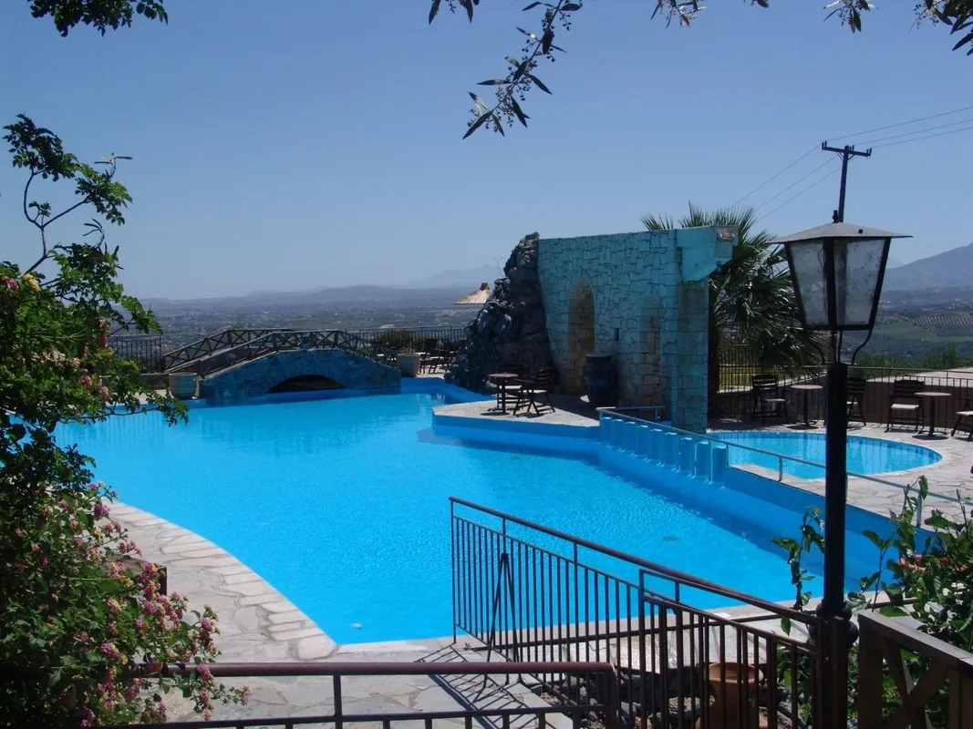 Arolithos, hoofdfoto