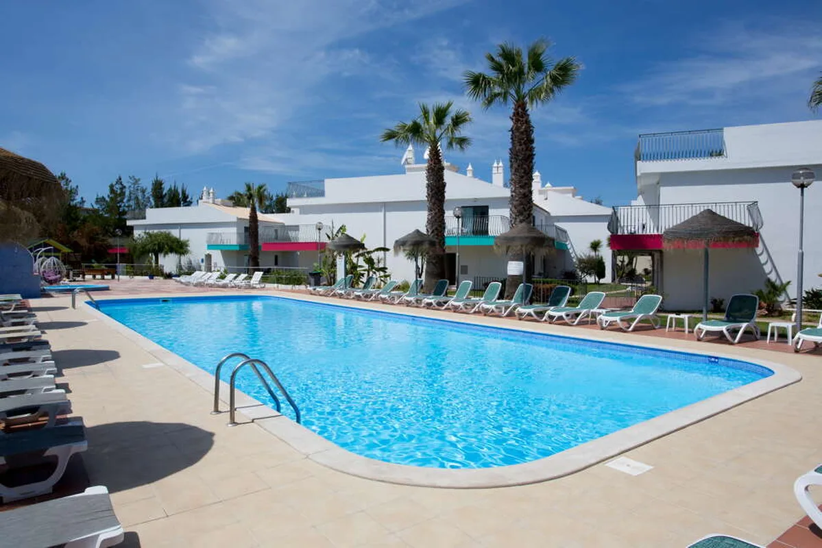 Bayside Salgados Appartementen — hoofdfoto