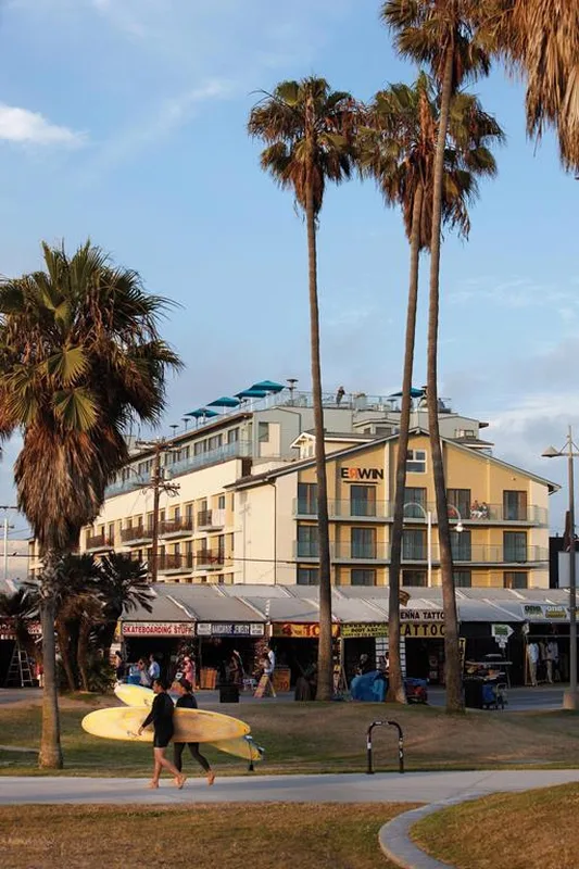 Erwin Venice Beach — hoofdfoto