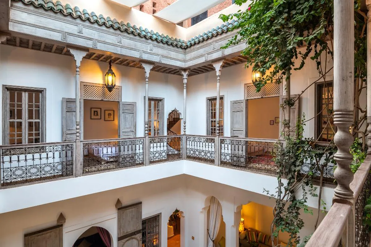 Riad Altair — hoofdfoto