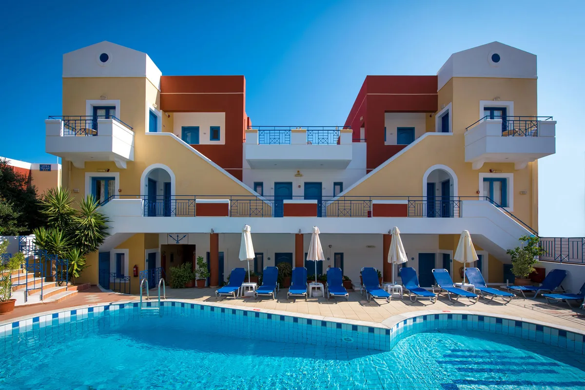 Astra Village & Suites — hoofdfoto