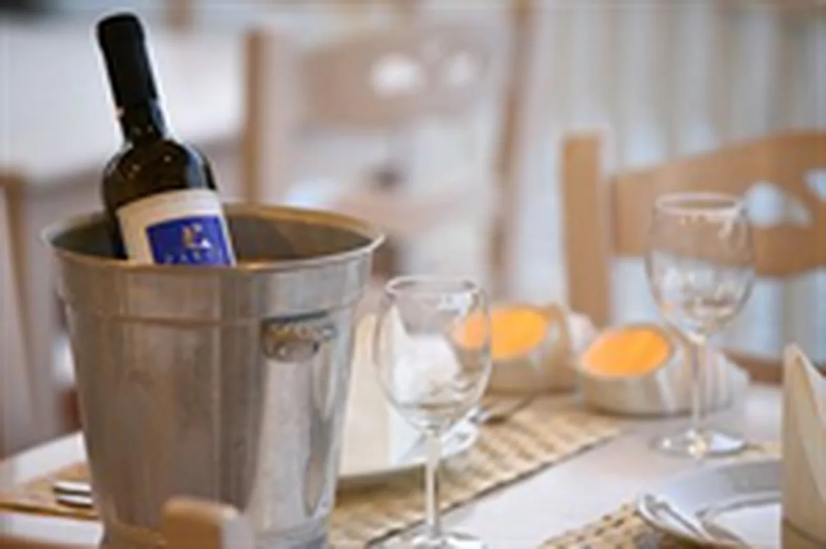 Paros Inn Hotel — hoofdfoto