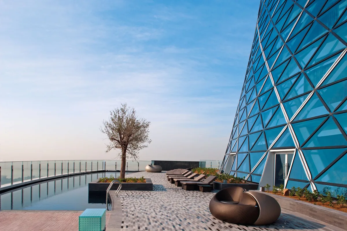 Andaz Capital Gate Abu Dhabi — hoofdfoto