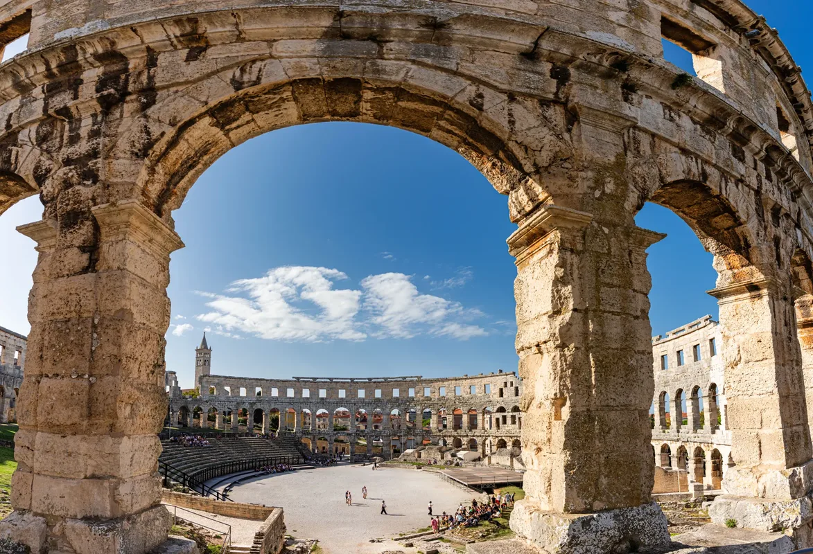 Ontdek Istrië en de Adriatische kust vanuit Pula — hoofdfoto