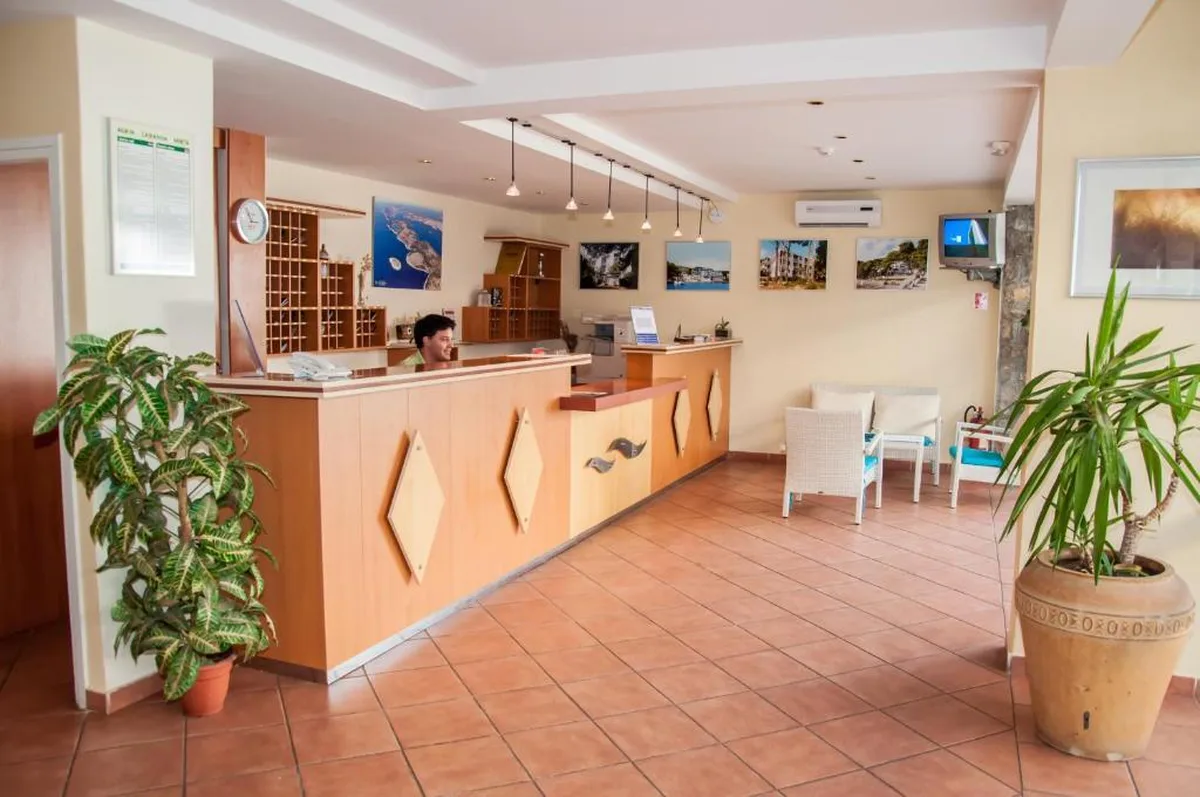 Hotel Lavanda — hoofdfoto