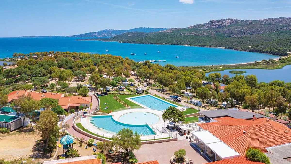 Village Capo d'Orso — hoofdfoto