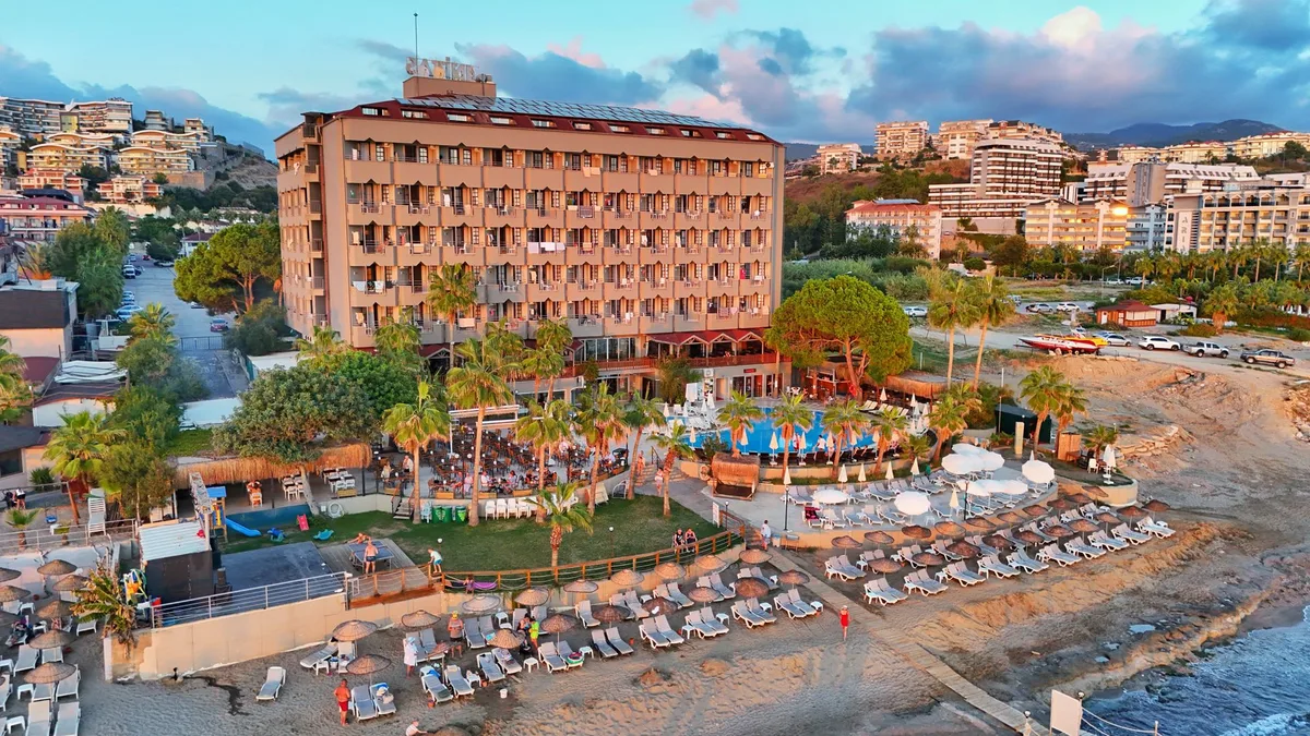 Anitas Beach Hotel — hoofdfoto