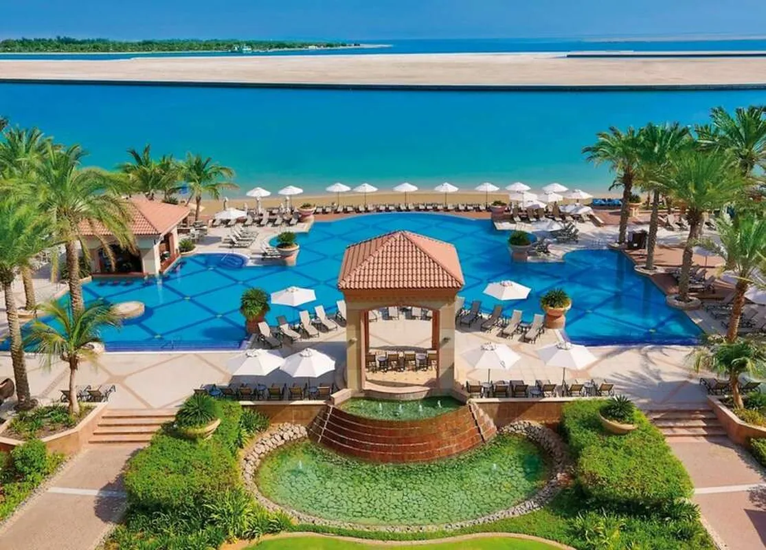 Al Raha Beach Resort & Spa — hoofdfoto