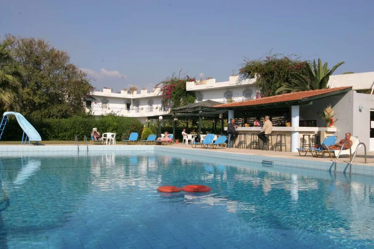 Gorgona Hotel — hoofdfoto