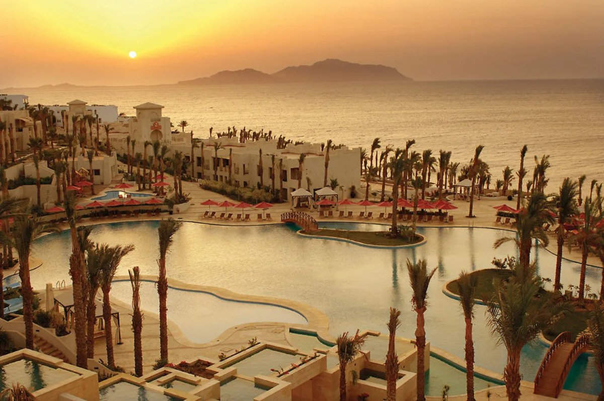 Grand Rotana Resort & Spa — hoofdfoto